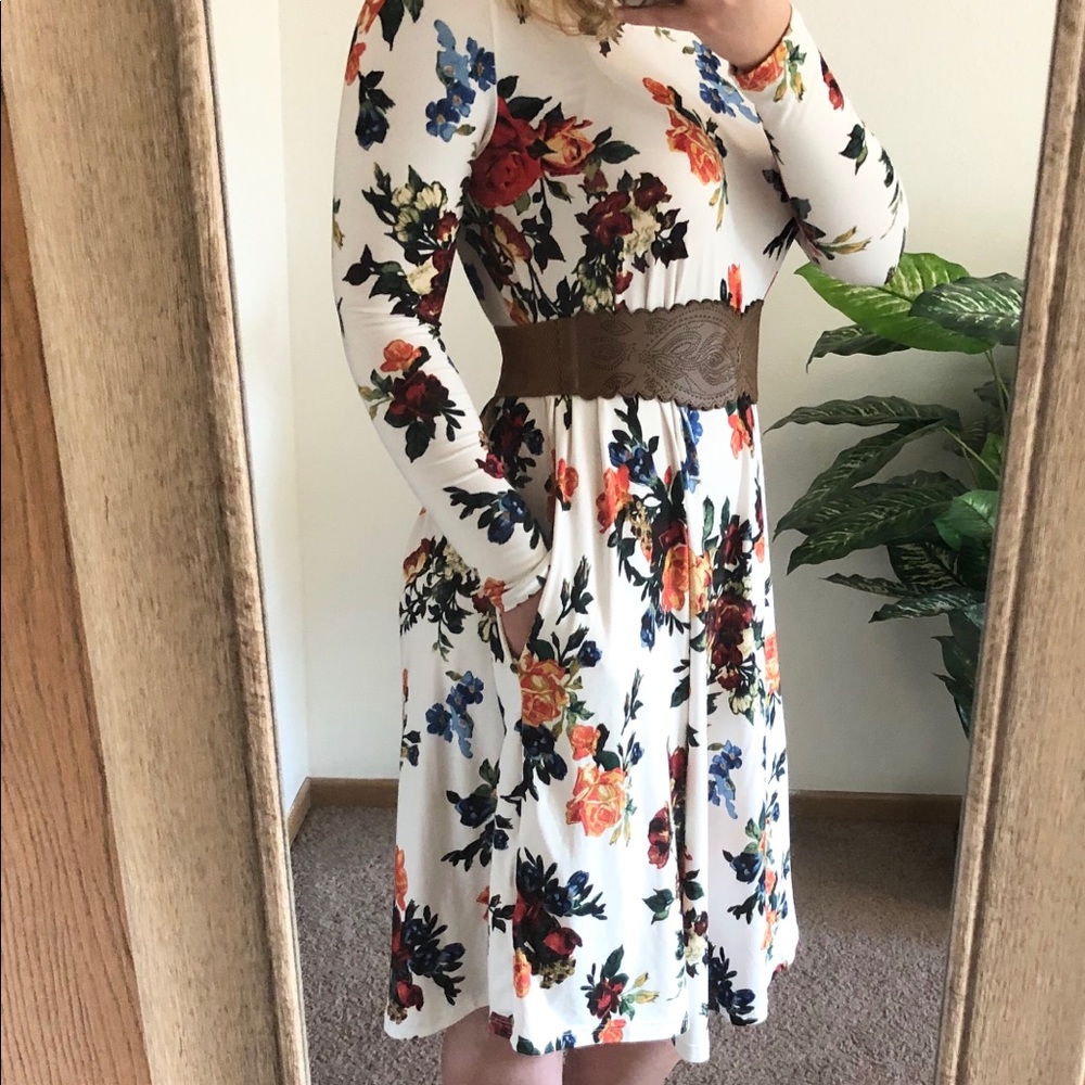 Reborn J long sleeve dress🌹